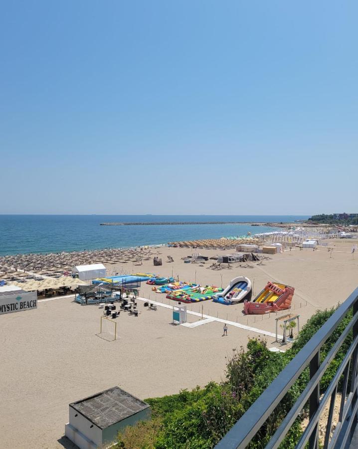 Ferienwohnung Faleza Nord Apartament De Lux Nou Pe Malul Marii Constanţa Exterior foto